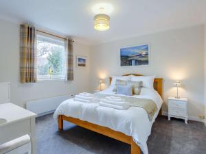 2 Bed in Camus Croise 86437