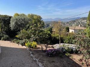 Villas Charming Villa with stunning sea views : photos des chambres