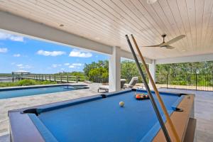 Luxury At The Beach Waterfront w Dock Pool 4 Beds