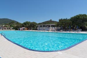 Villa Salida - vista mare, piscina e spiaggia attrezzata