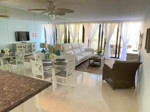 Moon Bay Condo, Paradise Found in Sunny Key Largo, Florida