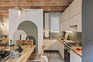 Cape - 2 bedrooms in Gràcia