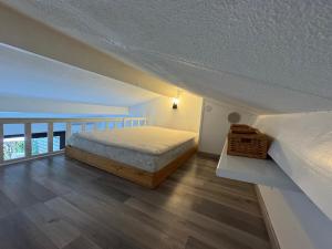 Appartements Maisonette avec piscine commune : photos des chambres