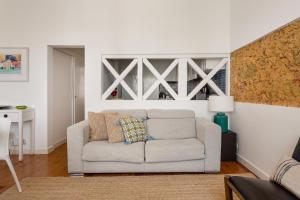 Lisbon 1BR Downtown Apartment at São Mamede
