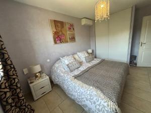 Villas Villa -Vue panoramique splendide -Piscine privee : photos des chambres