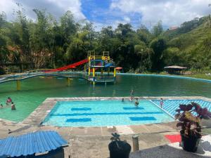 HOTEL Parque recreacional EL LAGO LIBANO