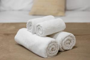 Spacious 5 Bed house Waltham Abbey With Garden