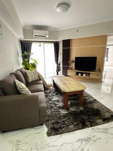 Cozy 3BR sudirman tower next to mall lippo nusantara