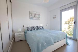 Apartamento 2-3 en primera linea de playa de Poniente -Benidorm