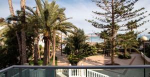 Apartamento 2-3 en primera linea de playa de Poniente -Benidorm