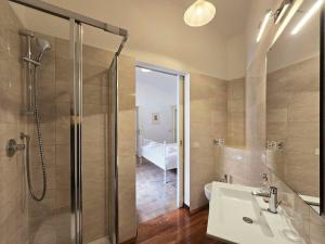 Cozy Colosseum 2BR-2BA Family Home