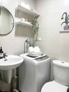 Vibrant Jazz Makati unit 2102 with balcony