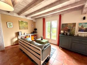 Maisons de vacances Charmante maison avec piscine au coeur des vignes : photos des chambres