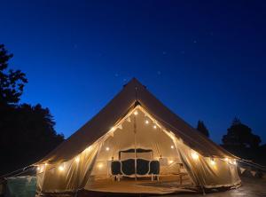 Tentes de luxe Hidden gem! boho glamping tent with pool and hot tub : photos des chambres