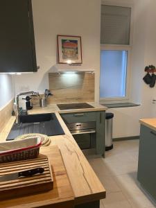 Appartements F1 bis 3 etoiles plein centre avec parking : photos des chambres