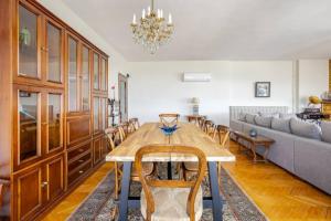 Spacious 4BR Home - Stunning Bosphorus Views! #390