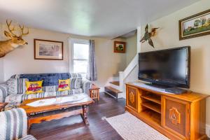 Chucker Chalet - Hunters Haven in Houtzdale!