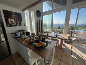 Maisons d'hotes Les Hauts d'Avignon : photos des chambres