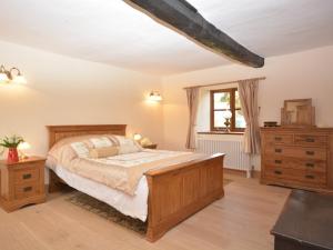 1 Bed in Coleford 37217