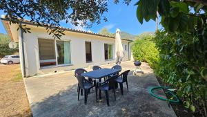Villas I FIGLIOLI- Wifi- 3 chambres-100 M DU CAVU : Villa 3 Chambres