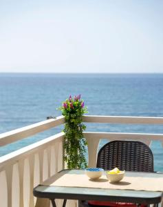 Apartamento en 1a Línea de playa Beachfront apartment