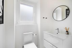 WHome Bright Modern Apartment in the Heart of Alvalade