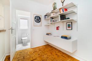 WHome Bright Modern Apartment in the Heart of Alvalade