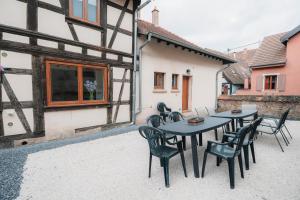 Appartements APPARTEMENT ELSA - Au Calme des Vignes - Parking privatif & Animaux Bienvenus : photos des chambres