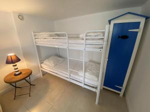 Maisons de vacances La Maison des Bergeronnettes pour 4 personnes : photos des chambres