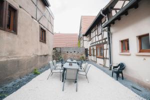 Appartements APPARTEMENT ELSA - Au Calme des Vignes - Parking privatif & Animaux Bienvenus : photos des chambres
