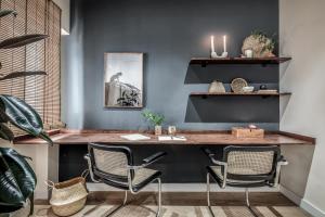 Logo - 2 bedrooms in Salamanca