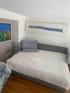 Artist s residence 80 mq with garden and palm tree