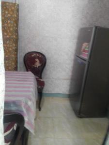 شقة بغرفة ثلاثية