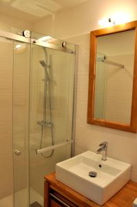 Villas Magnifique villa avec piscine chauffee, vue mer et montage : photos des chambres