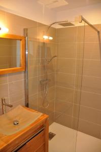 Villas Magnifique villa avec piscine chauffee, vue mer et montage : photos des chambres