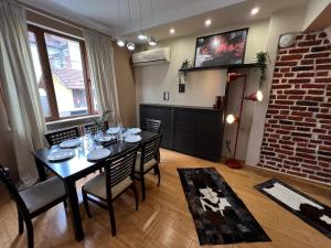 Hamburg 2BDR Family Apt next to NDK and Vitosha BLVD