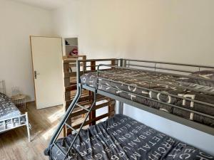 Maisons de vacances Maison eco-chic 4 chambres proche Lac et Troyes jardin WiFi nigloland : photos des chambres