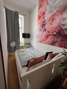 Spring Roses Downtown Boutique Hotel ON THE FAMOUS VÁCI FASHION STREET FREE COFFEE, TEE