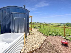 Hares Hideaway Shepherds Hut North Molton