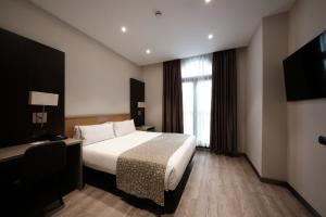 Double or Twin Room room in Catalonia Sagrada Familia