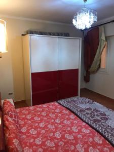 بورتو السخنه pyramids