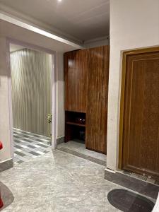 Tulip Inn - 3BHK-G AC Near Kamakhya
