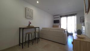 Appartement studio - terrasse garage