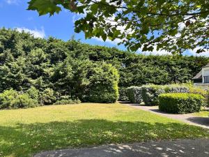Maisons de vacances Ty Foc - Maisonnette en bord de mer - Jardin & Tennis : photos des chambres
