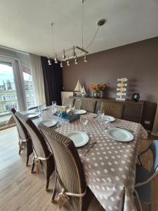 Ruim duplex appartement- 8p - wandelafstand strand