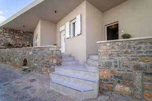 Omega Elounda2bedroom apartments city center WiFi