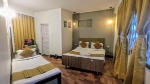 Hotel Sakura Mountain view Near Darjeeling Toy Train Station