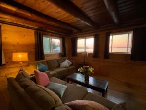 3-Bedroom Cottage #10 - Balsam Lake