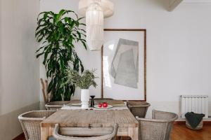 Vico - 4 bedrooms and office in Eixample Dreta