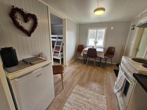 Tørfoss Gård, Hytte utleie, Campingvogn og bobil plasser